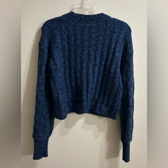 Free People Greta Cardigan Size XL Blue Fuzzy Knit Cropped Boxy Boho Button Up - Picture 5 of 8